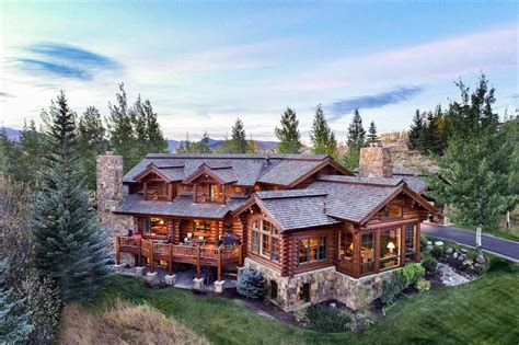 0 million, the total value of approximately 500,000 acres of hunting land recently listed for sale in Wyoming is 445 million. . Wyoming mountain cabins for sale by owner
